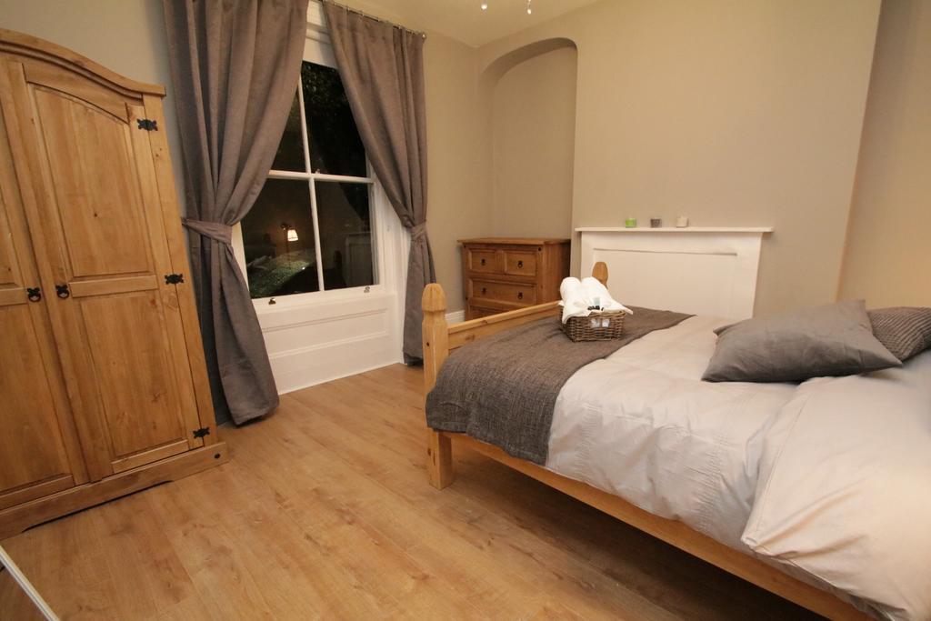 New And Cosy Rooms Sidney Square Londra Esterno foto